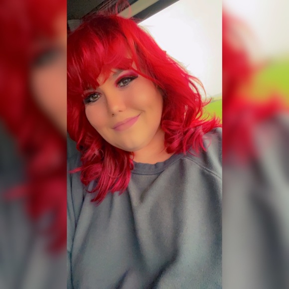 Meet your Posher, Ashley - Picture 1 of 1